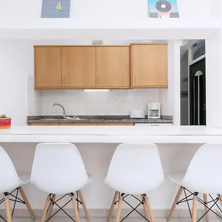 Blue Pearl Daire Corralejo